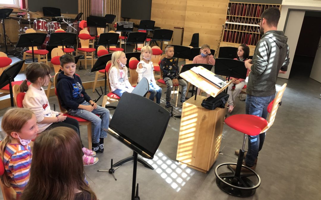 Klassenmusizieren unter der Leitung von Martin Temmel