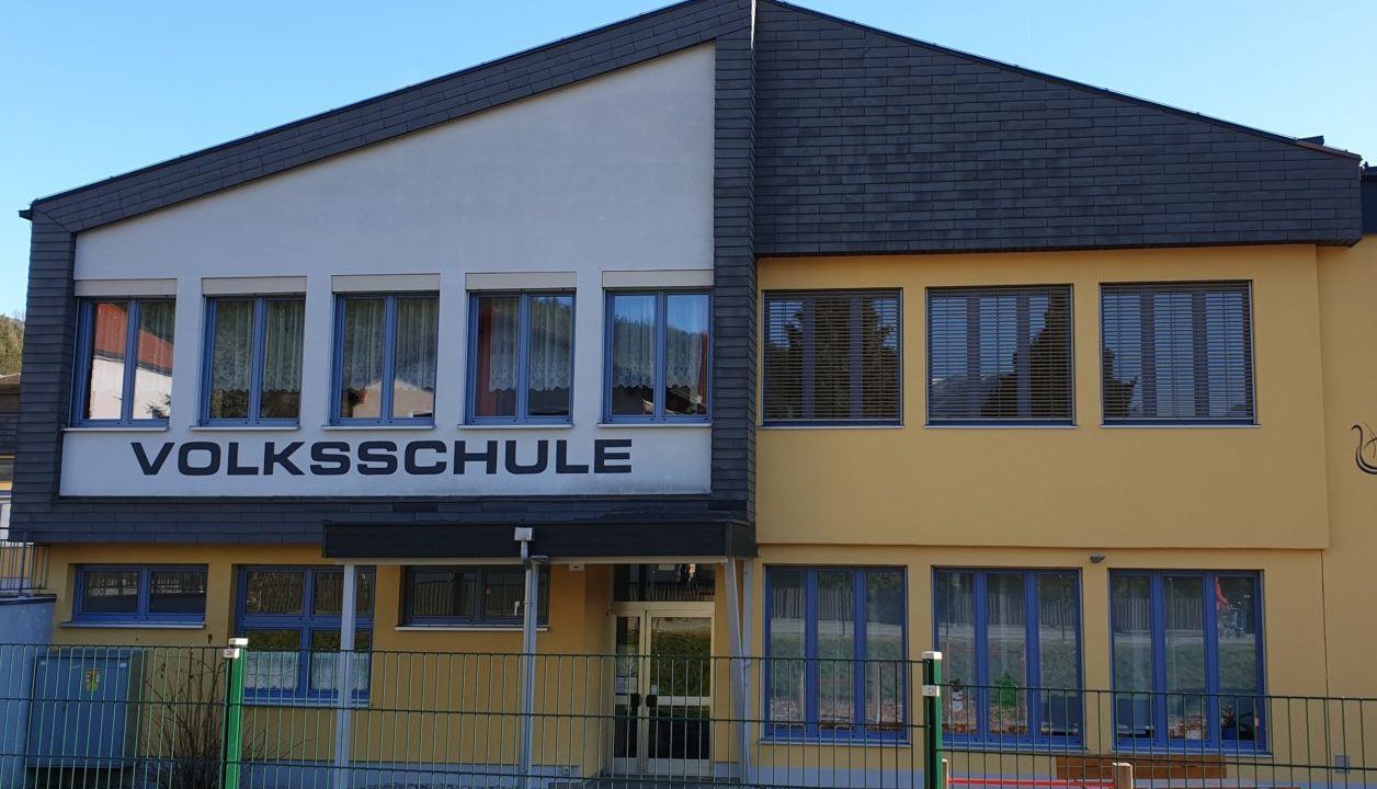 Vs-Traboch Schulgebäude